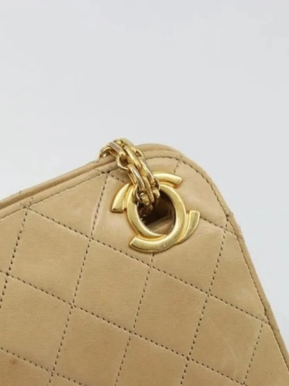 CHANEL Matelasse Chain Shoulder Bag Lamb Skin Beige Gold CC Auth 176218